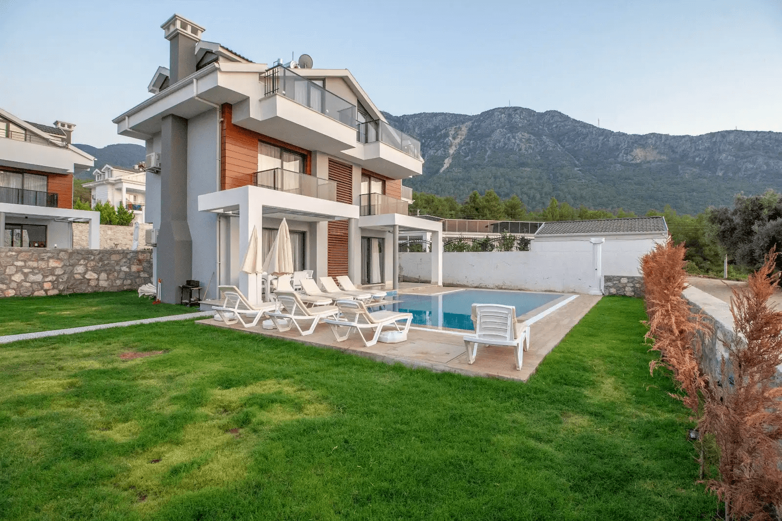 Korunaklı Kiralık Villalar ile Ailece ve Rahat Tatil