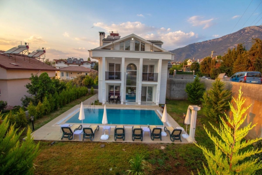 Cihan Villa with Pool for Rent in Fethiye - Nokta Villa
